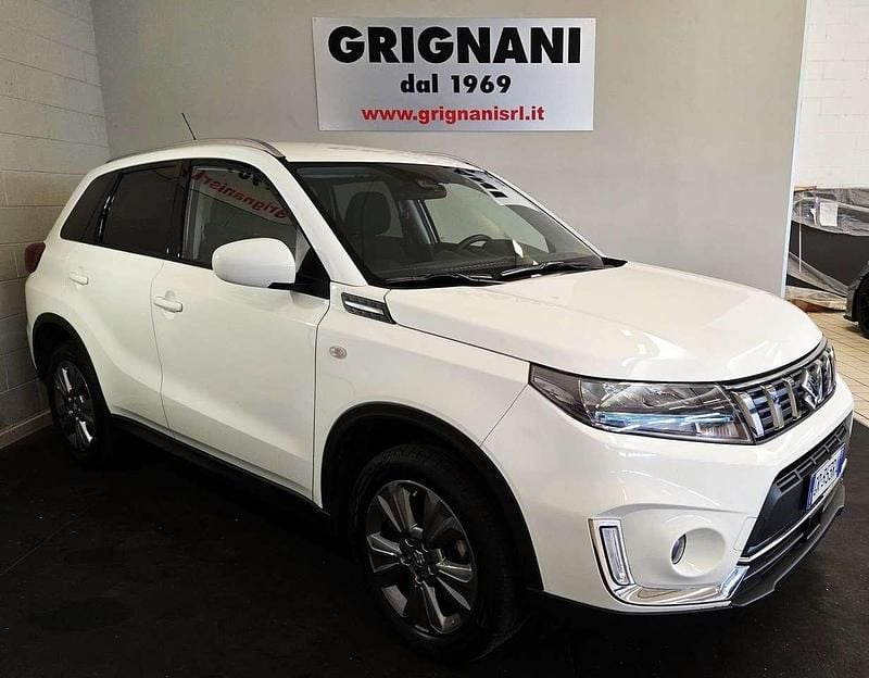Usata Suzuki Vitara Cool 129 CV (94 kW) 2024 Bianco SUV