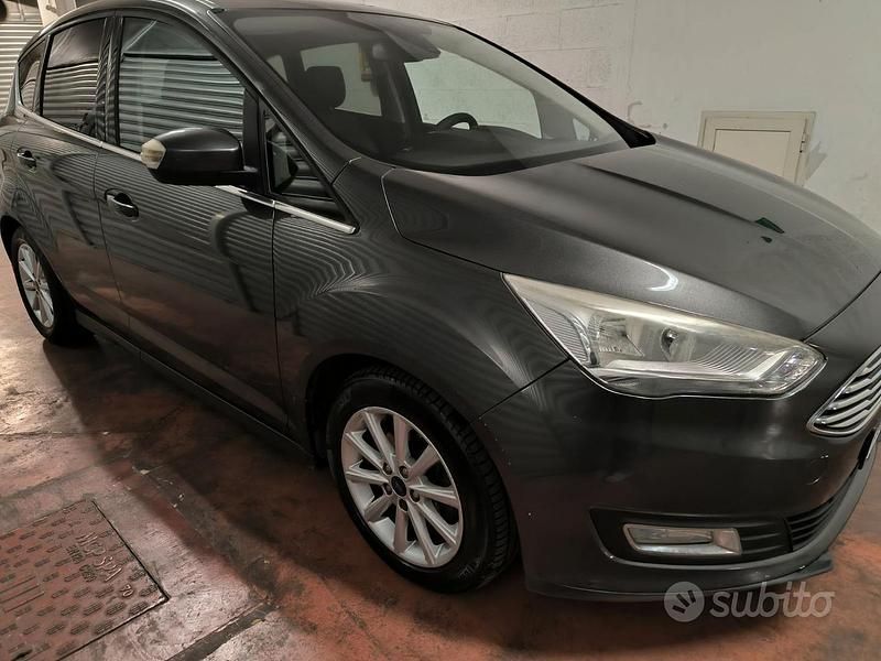 Usata Ford C-MAX Titanium S 120 CV (88 kW) 2015 Grigio Monovolume