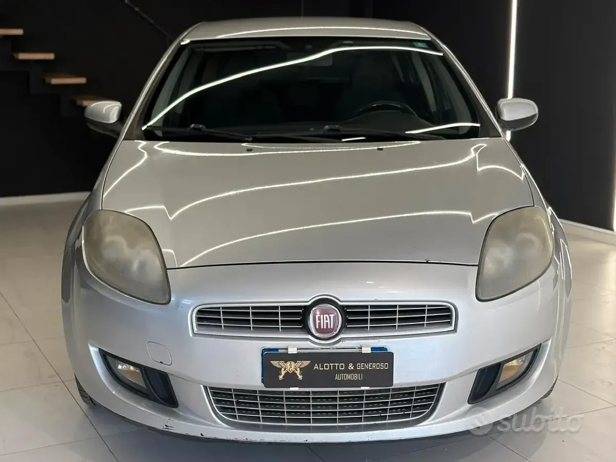 Usata Fiat Bravo Emotion 120 CV (88 kW) 2010 Grigio Utilitaria