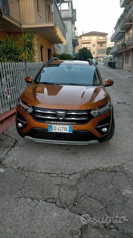 Usata Dacia Sandero 91 CV (66 kW) 2021 Rosso Berlina