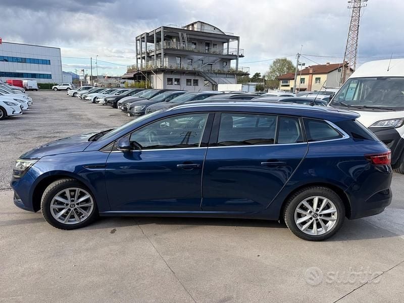 Usata Renault Mégane GrandTour 95 CV (69 kW) 2020 Blu Station wagon