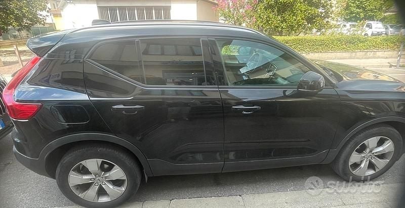 Usata Volvo XC40 Pro 129 CV (94 kW) 2020 Nero SUV