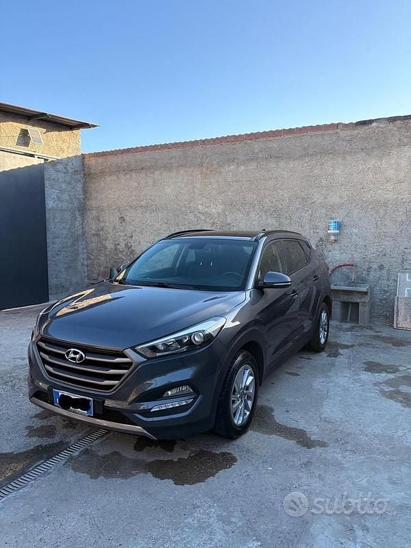 Usata Hyundai Tucson 116 CV (85 kW) 2018 Grigio SUV