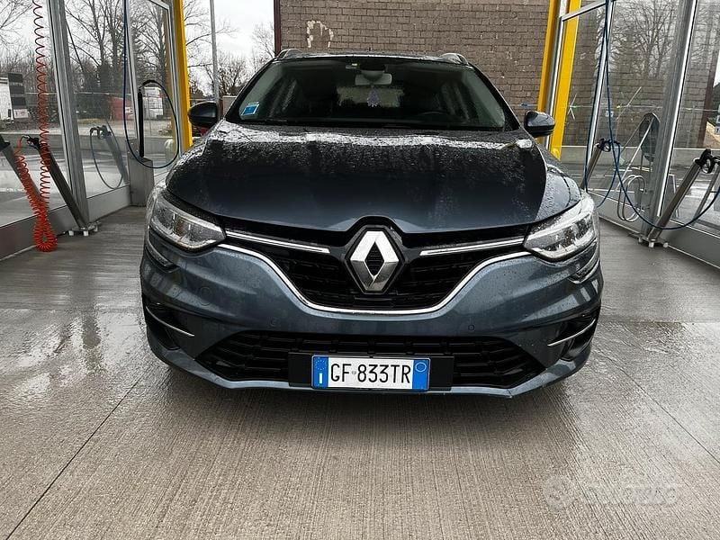 Usata Renault Mégane GrandTour Business 115 CV (84 kW) 2021 Blu Station wagon