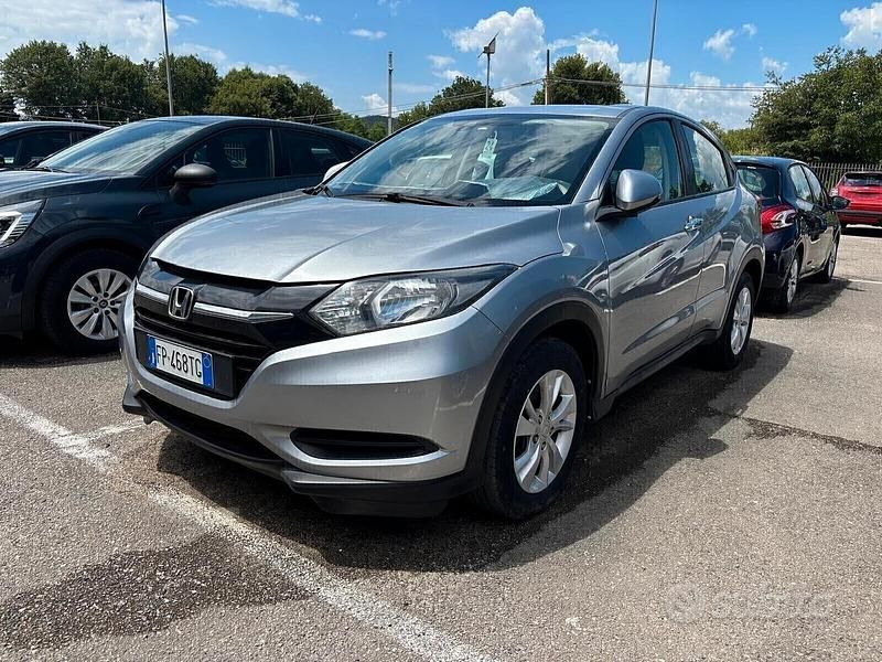 Grigio Usata 2018 Honda HR-V Elegance SUV | 14.500 € (Cara) - Immagine 1/4