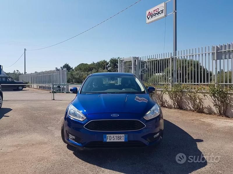 Usata Ford Focus 95 CV (69 kW) 2016 Blu Berlina