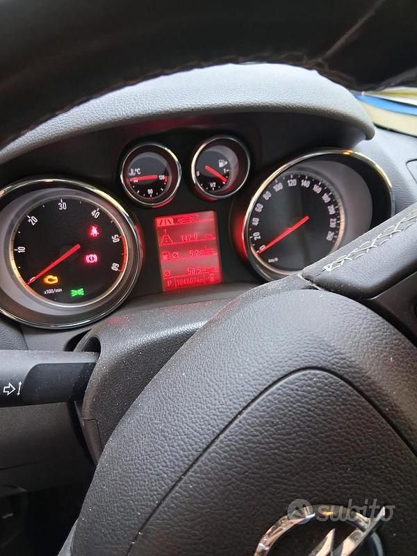 Usata Opel Mokka 136 CV (100 kW) 2016 Grigio SUV