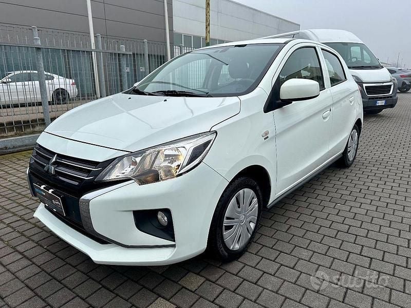 Usata Mitsubishi Space Star 71 CV (52 kW) 2020 Bianco Utilitaria