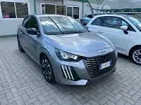 Usata Peugeot 208 Allure 102 CV (75 kW) 2025 Grigio Utilitaria