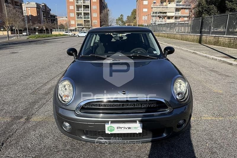 Usata Mini ONE 95 CV (69 kW) 2009 Gray Utilitaria