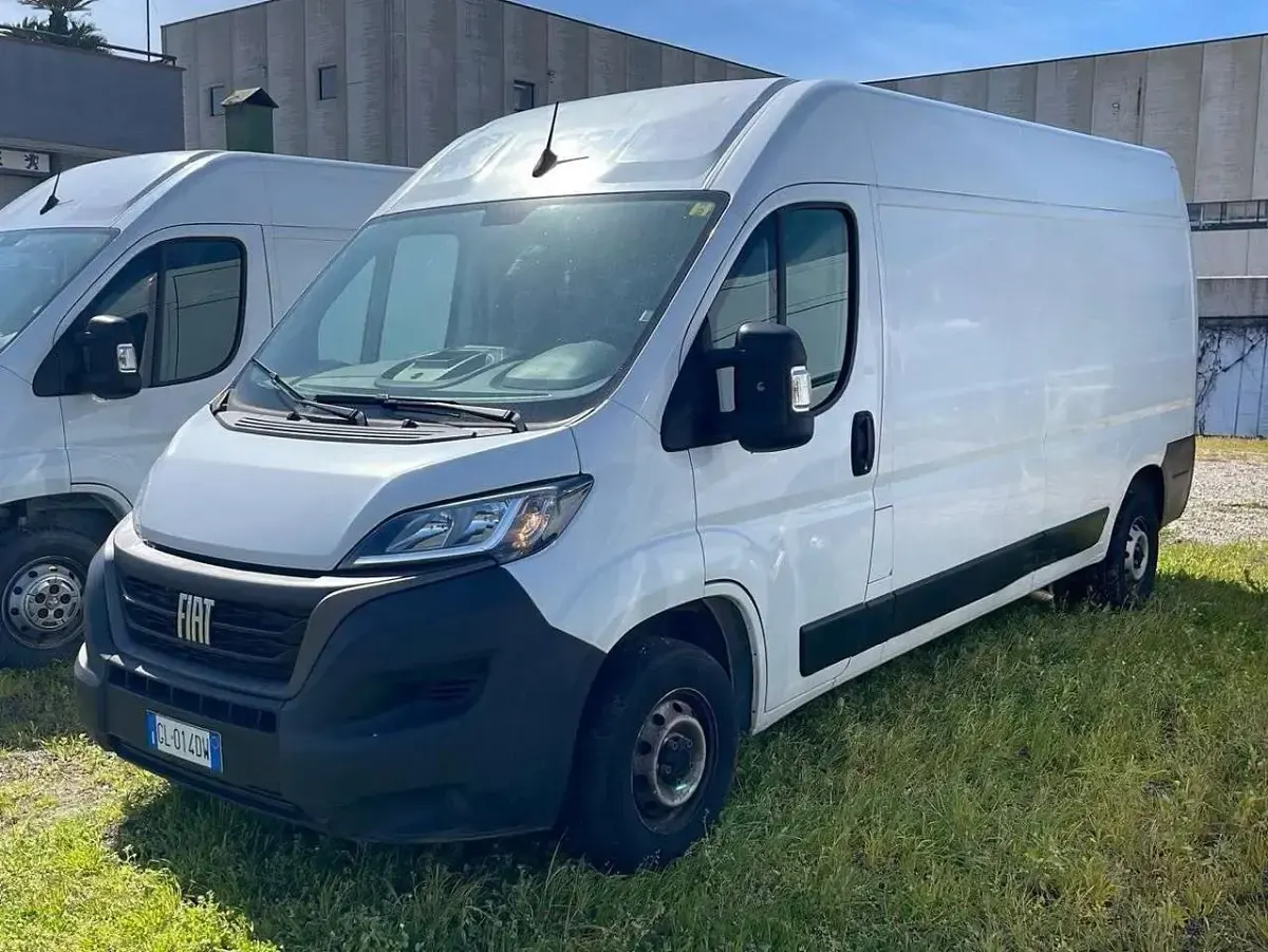 Usata Fiat Ducato 140 CV (102 kW) 2022 Other Furgone