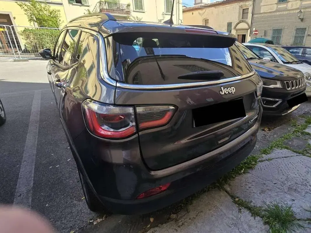 Usata Jeep Compass Limited 120 CV (88 kW) 2019 Grigio SUV