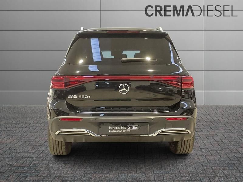 Nuova Mercedes EQB250+ Advanced 94 kW (129 CV) 2025 Vernice nero cosmo ; SUV