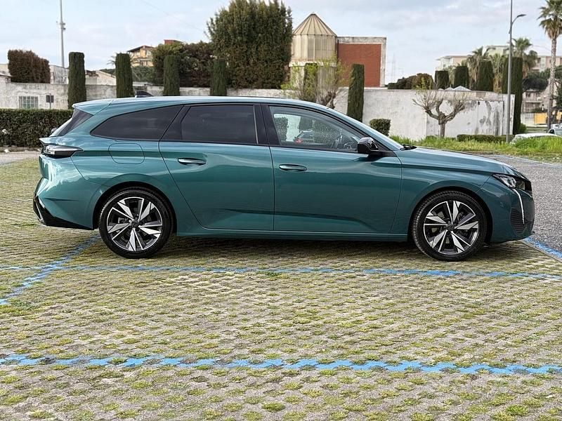 Usata Peugeot 308 GT 131 CV (96 kW) 2022 Blu Station wagon