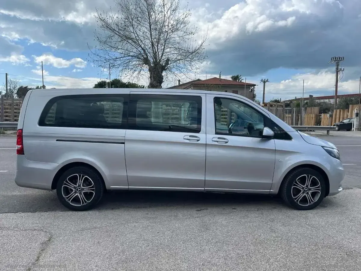 Usata Mercedes Vito 136 CV (100 kW) 2020 Argento Furgone