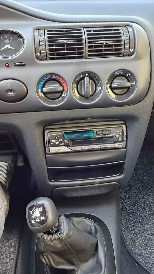 Usata Ford Escort Ghia 90 CV (66 kW) 1997 Other Station wagon
