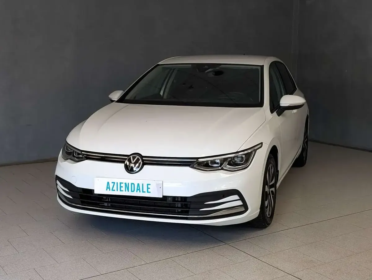 Usata VW Golf VIII Life 150 CV (110 kW) 2023 Berlina