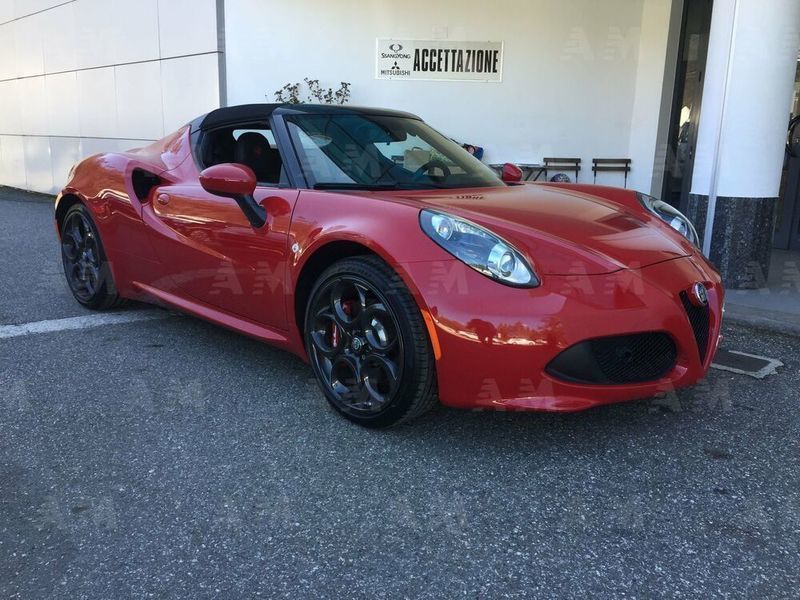 Usata Alfa Romeo 4C Spider 1.7 Benzina 241 CV (2018) in