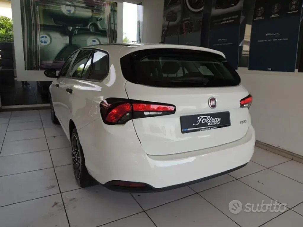 Usata Fiat Tipo City Life 131 CV (96 kW) 2021 Bianco Station wagon