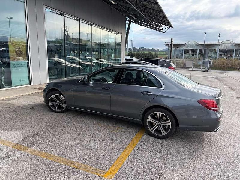 Gebraucht Mercedes E350 258 PS (189 kW) 2018 Grau Limousine