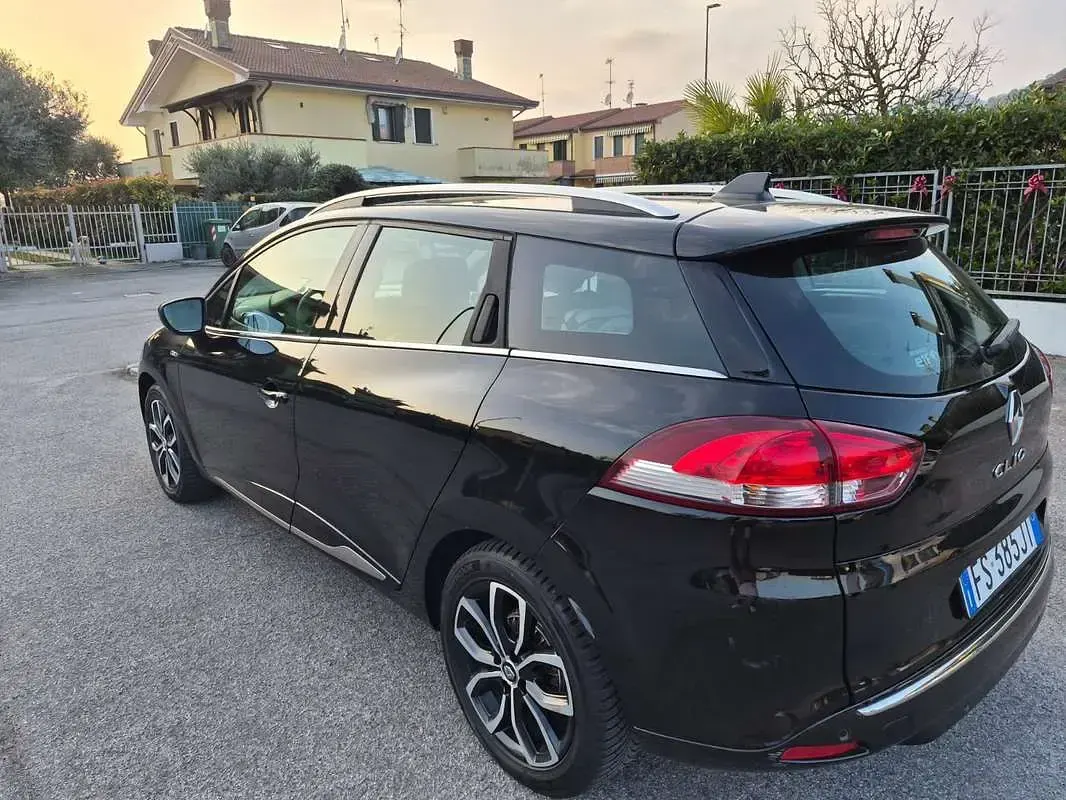 Usata Renault Clio GrandTour 90 CV (66 kW) 2018 Nero Station wagon