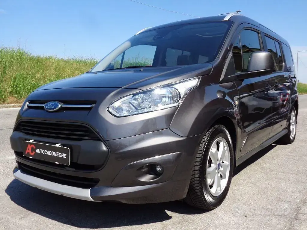 Usata Ford Tourneo Connect 120 CV (88 kW) 2017 Grigio Monovolume