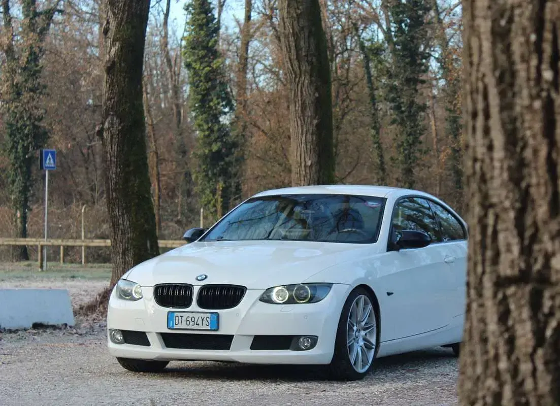 Usata BMW 330 M Sport 272 CV (200 kW) 2009 Coupé