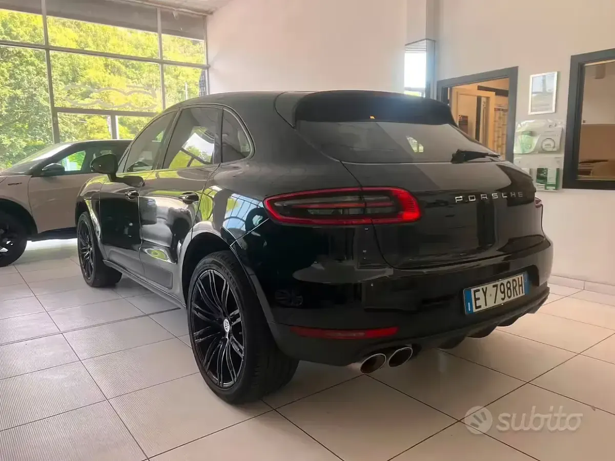 Usata Porsche Macan S Diesel 250 CV (183 kW) 2015 Nero SUV