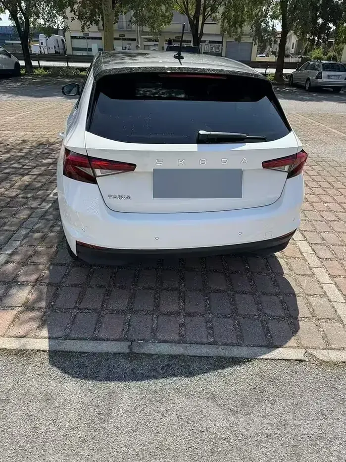 Usata Skoda Fabia 80 CV (58 kW) 2025 Bianco Utilitaria