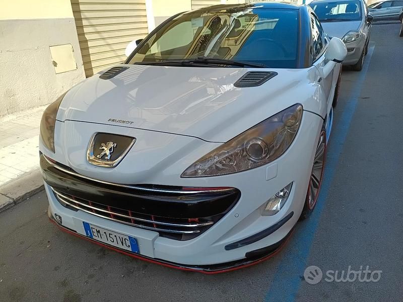 Bianco Usata 2012 Peugeot RCZ Coupé | 12.000 € (Molto cara) - Immagine 1/4