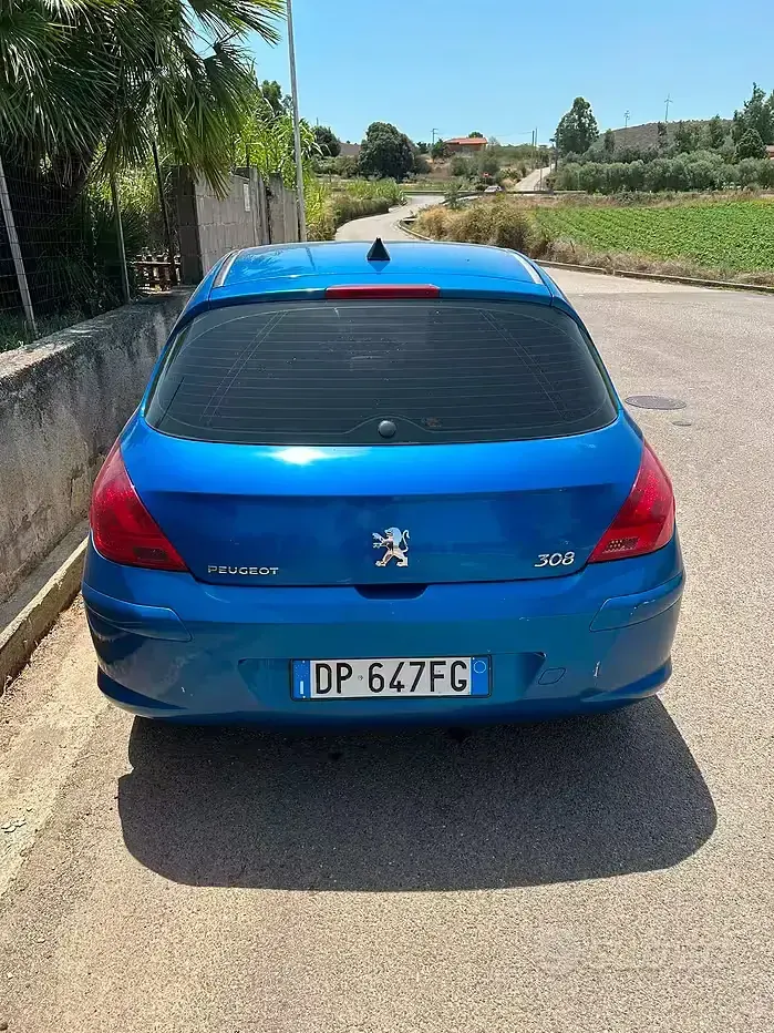 Usata Peugeot 308 90 CV (66 kW) 2008 Bluazzurro Berlina