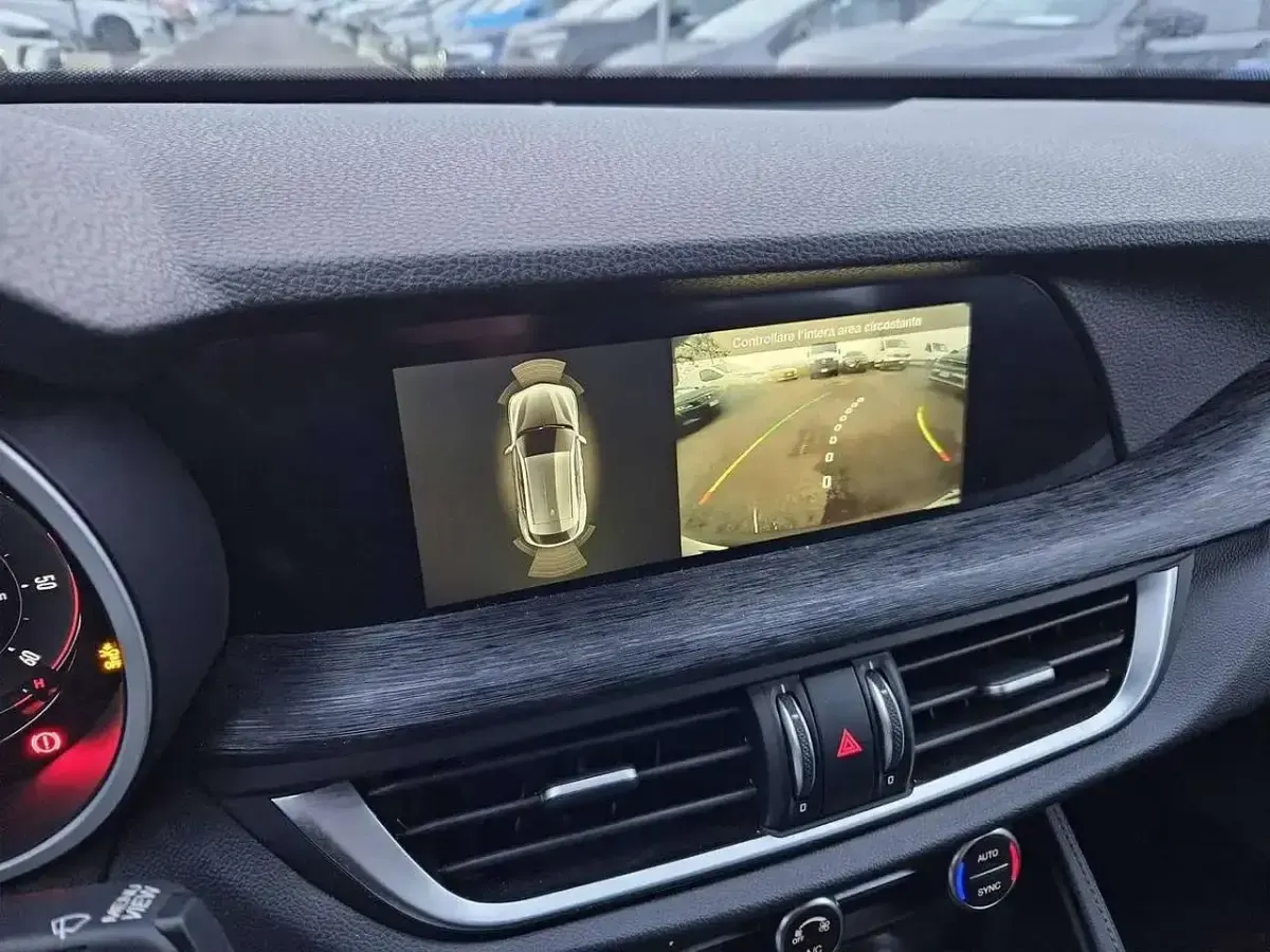 Usata Alfa Romeo Stelvio Super 209 CV (153 kW) 2023 Grigio SUV