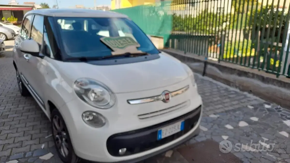Usata Fiat 500L Lounge 85 CV (62 kW) 2015 Bianco Monovolume