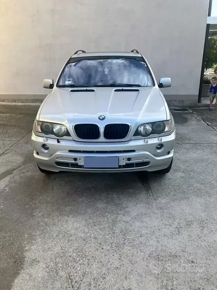 Usata BMW X5 184 CV (135 kW) 2002 Grigio SUV