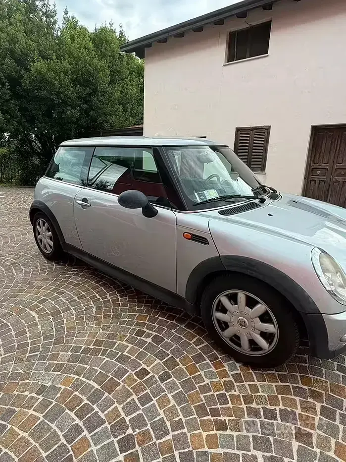 Usata Mini One D 75 CV (55 kW) 2003 Grigio Utilitaria