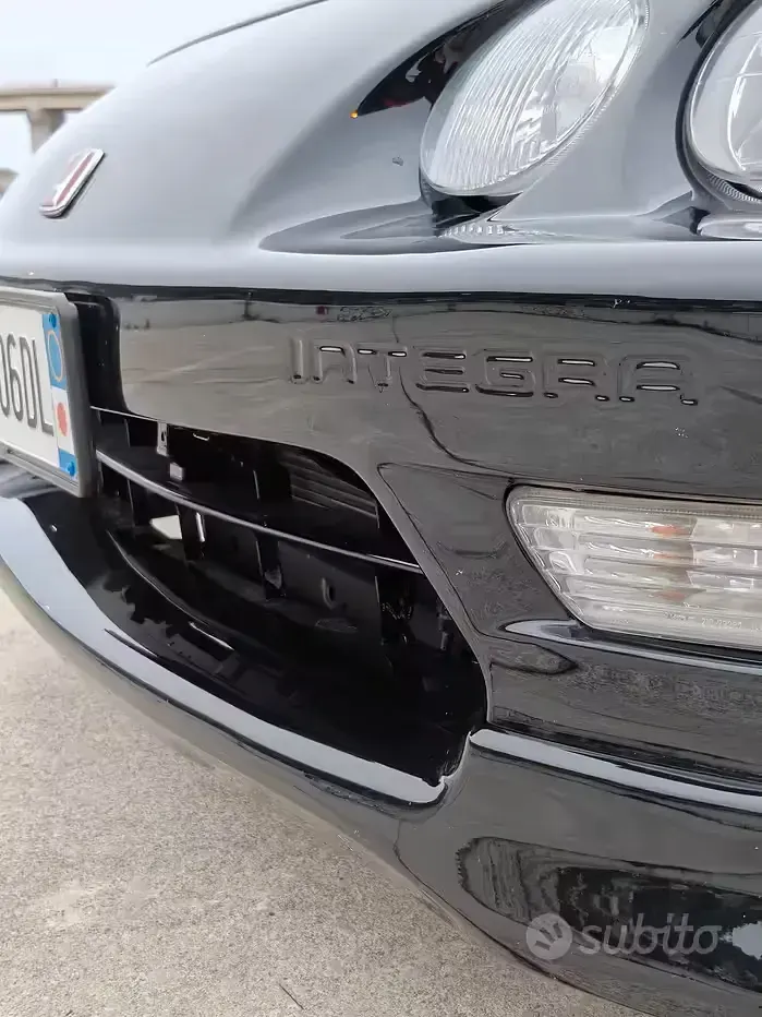 Usata Honda Integra Type R 190 CV (139 kW) 1999 Nero Coupé
