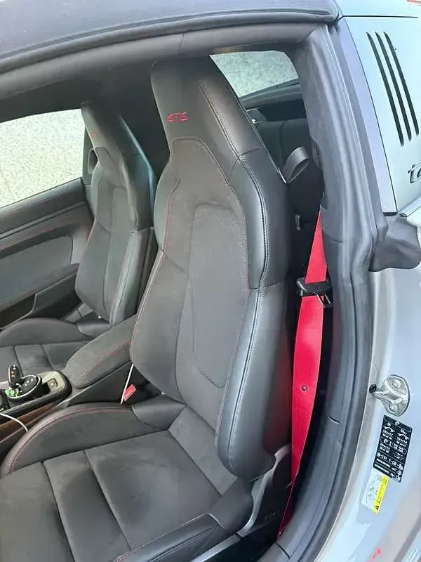 Nuova Porsche 992 541 CV (397 kW) 2026 Grigio Cabrio