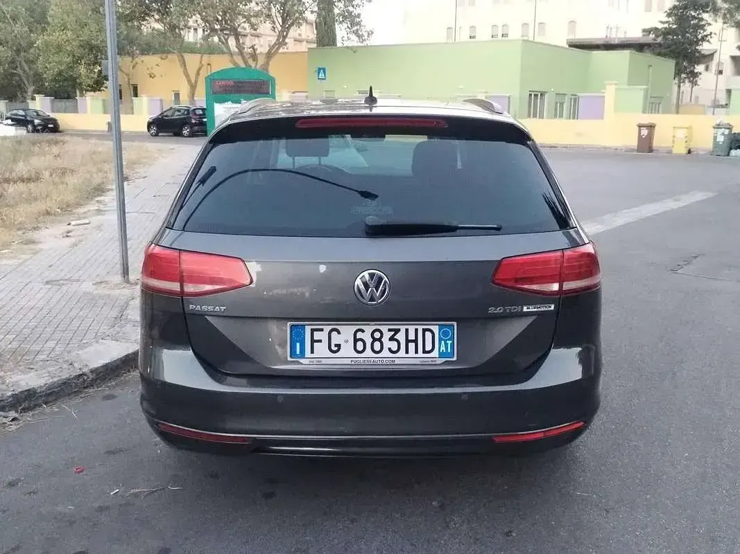 Usata VW Passat 150 CV (110 kW) 2016 Grigio Station wagon