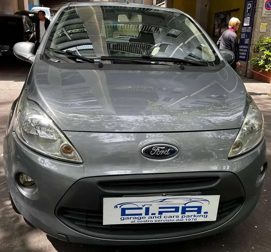 Usata Ford Ka Titanium 69 CV (50 kW) 2011 Argento Utilitaria