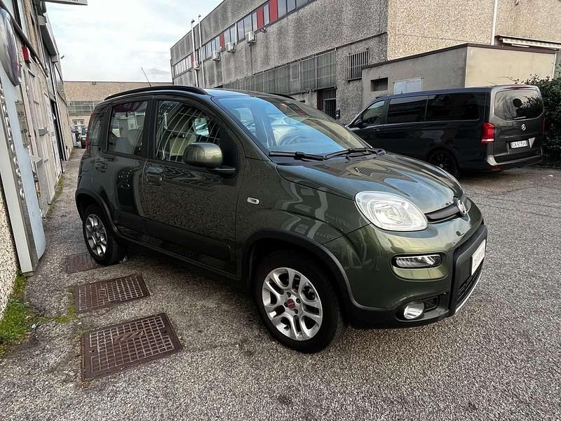 Usata Fiat Panda 4x4 S 86 CV (63 kW) 2014 Verde Utilitaria