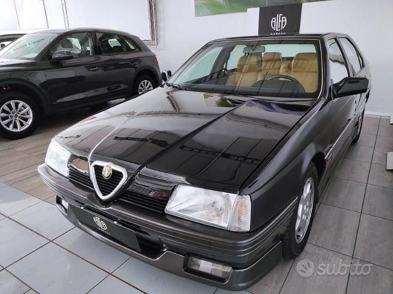 Usata Alfa Romeo 164 Quadrifoglio 197 CV (144 kW) 1990 Nero Berlina