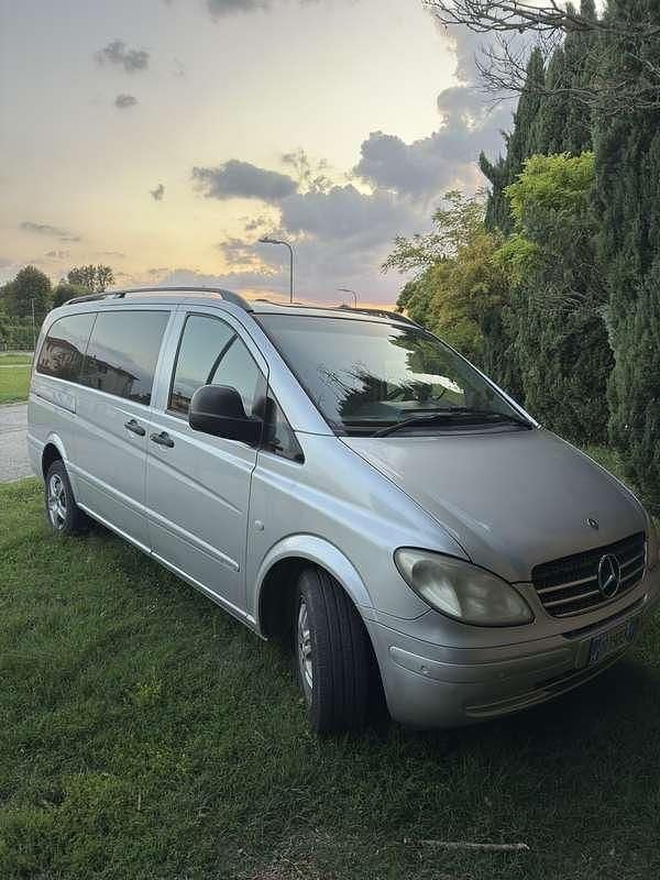 Usata Mercedes Vito 150 CV (110 kW) 2008 Argento Furgone