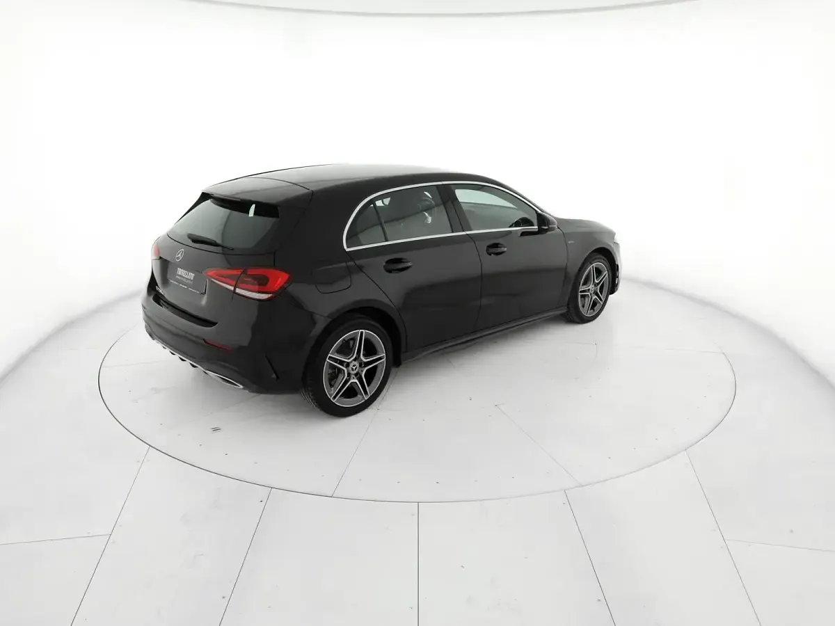 Usata Mercedes A250 Premium 218 CV (160 kW) 2021 Nero Berlina