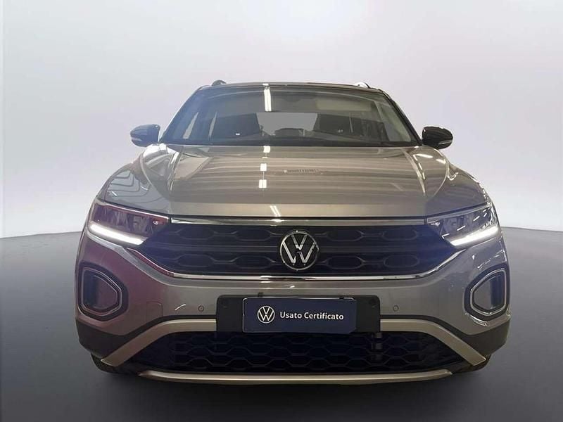 Usata VW T-Roc Life 110 CV (80 kW) 2024 Argento metallizzato SUV