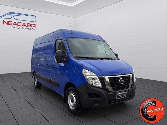 Usata Renault Master 135 CV (99 kW) 2022 Blu pastello Berlina