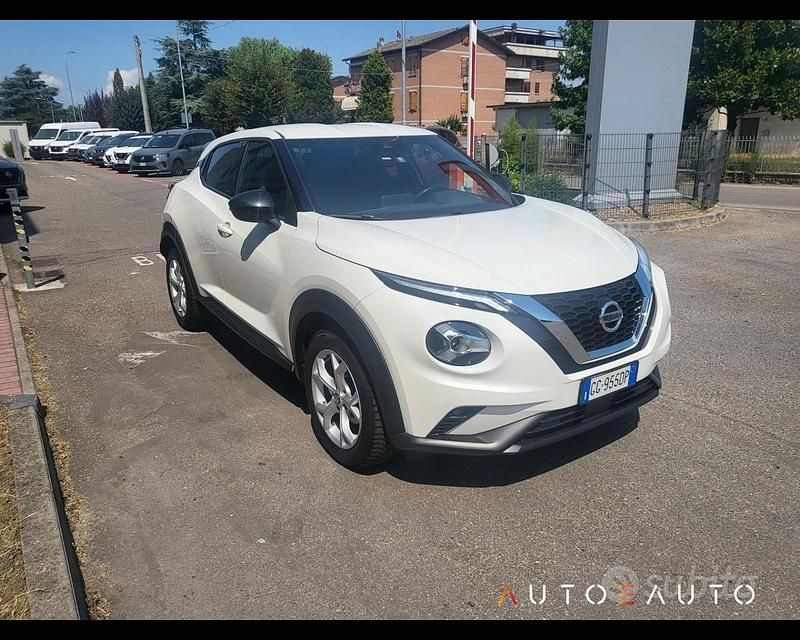 Usata Nissan Juke N-Connecta 114 CV (83 kW) 2021 Blu SUV