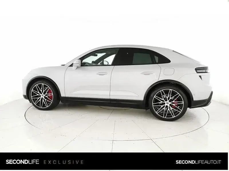 Usata Porsche Macan 330 kW (449 CV) 2024 Bianco SUV