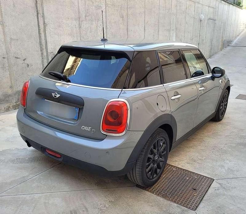 Usata Mini One D 95 CV (69 kW) 2017 Utilitaria