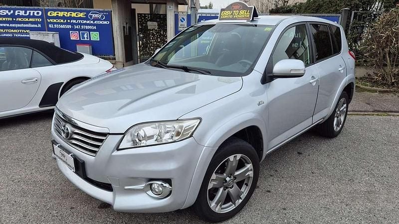 Usata Toyota RAV4 Style 150 CV (110 kW) 2012 Argento SUV