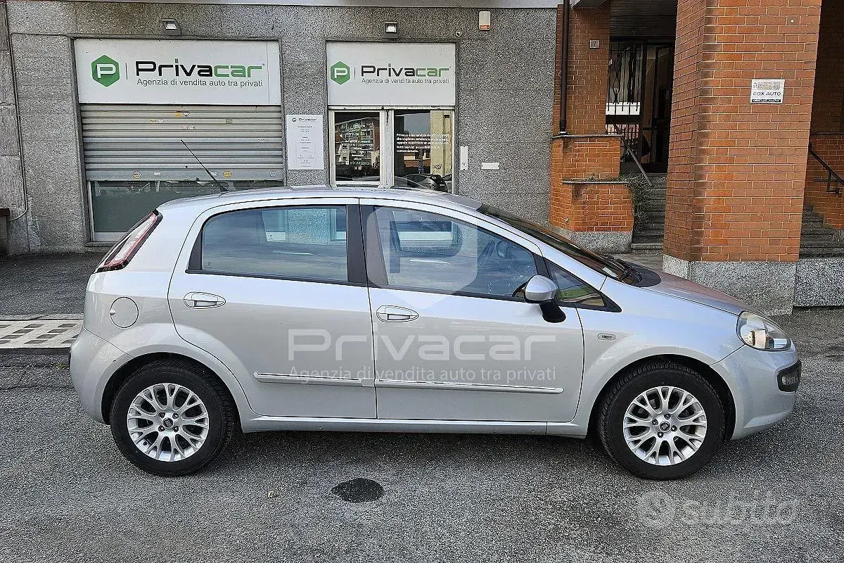 Usata Fiat Punto Evo Dynamic 77 CV (56 kW) 2011 Grigio Utilitaria